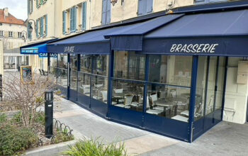 Fermeture de terrasse Brasserie La Place Nanterre 92000